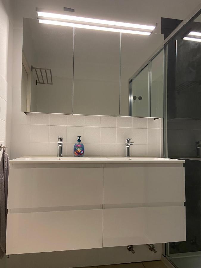 Weloveoostende - Newly Renovated Large Apartment 150M From The Beach - Including Bed Sheets And Final Clea-Ning Exterior foto
