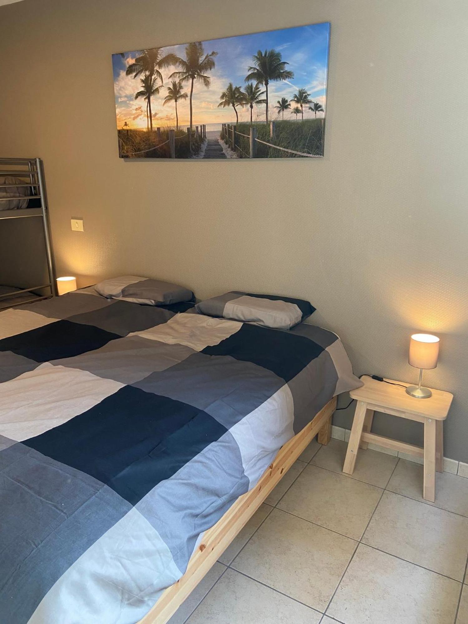 Weloveoostende - Newly Renovated Large Apartment 150M From The Beach - Including Bed Sheets And Final Clea-Ning Exterior foto